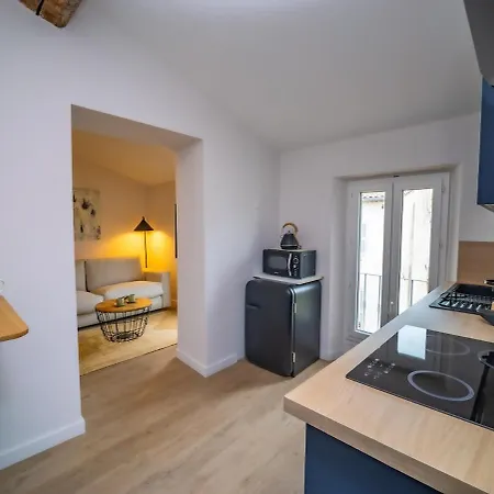 #402 Heart Of Vieil - Place Nationale-high-end Newly Renovated & Furnished Appartement Antibes